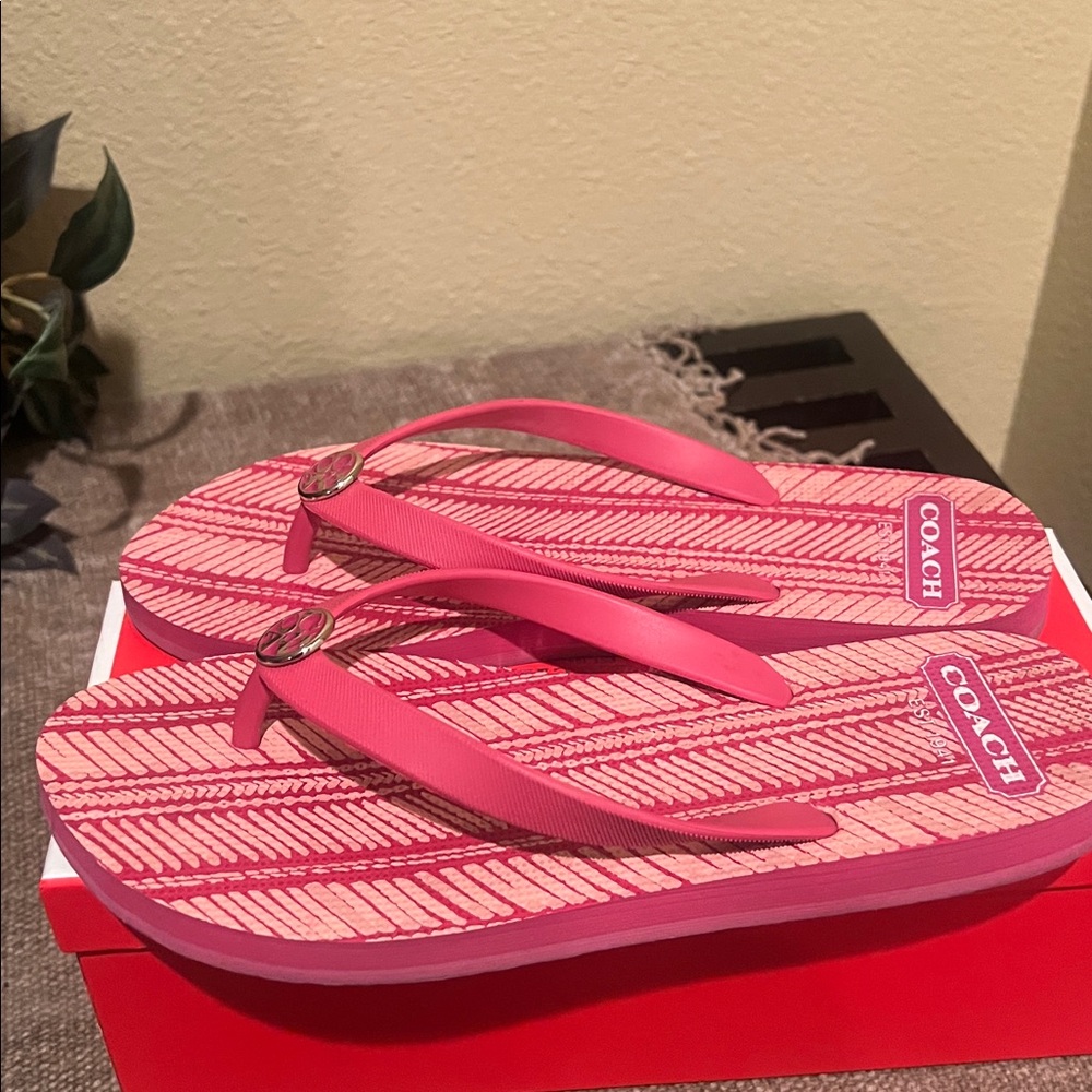Coach Dark Blue and White Flip Flops - Picture 9 of 11